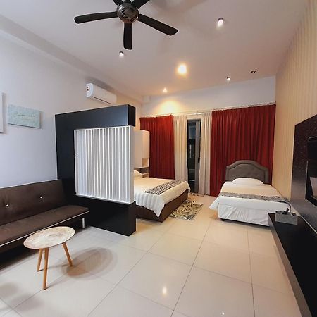 Bulan Guesthouse Imago Кота-Кинабалу Экстерьер фото