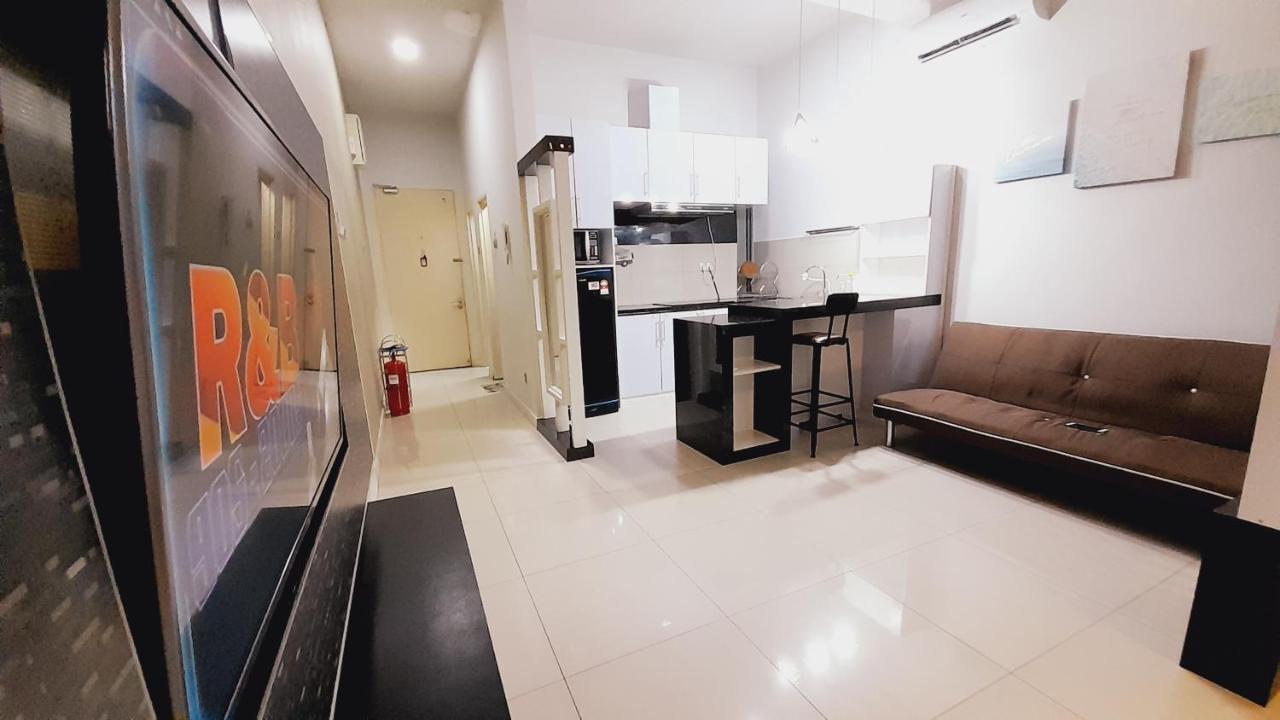Bulan Guesthouse Imago Кота-Кинабалу Экстерьер фото
